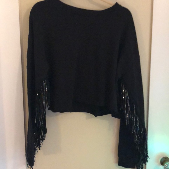Forever 21 Tops - Forever 21 fringe cropped sweatshirt Forever 21 Tops - Forever 21 fringe cropped sweatshirt